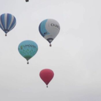 Charente : le spectacle annuel des montgolfières