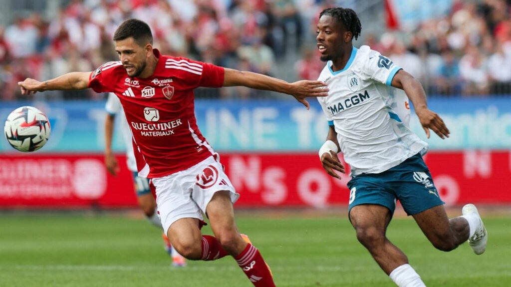 DIRECT. Brest-Marseille : les Bretons réduisent l'écart dans le temps additionnel, 3-1 pour l'OM à la pause... Suivez la rencontre de Ligue 1