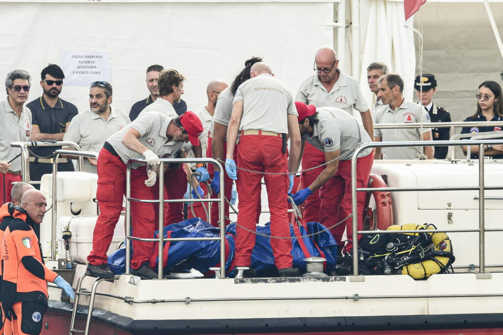 Naufrage en Sicile : les six victimes retrouvées mortes... Des erreurs humaines à l'origine du drame ?