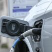 Voiture électrique : paye-t-on trop cher sa recharge électrique sur l'autoroute ?