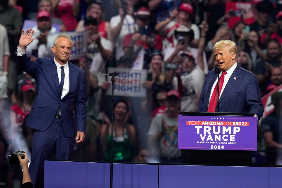 Trump appears on stage in Arizona with RFK Jr after he drops out of race and endorses former president: Live