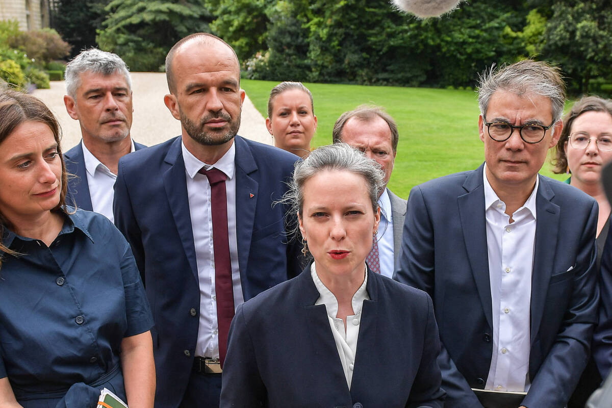 « Il a admis qu’il fallait changer de cap » : après son entretien avec Macron, le Nouveau Front populaire salue « une discussion très riche »