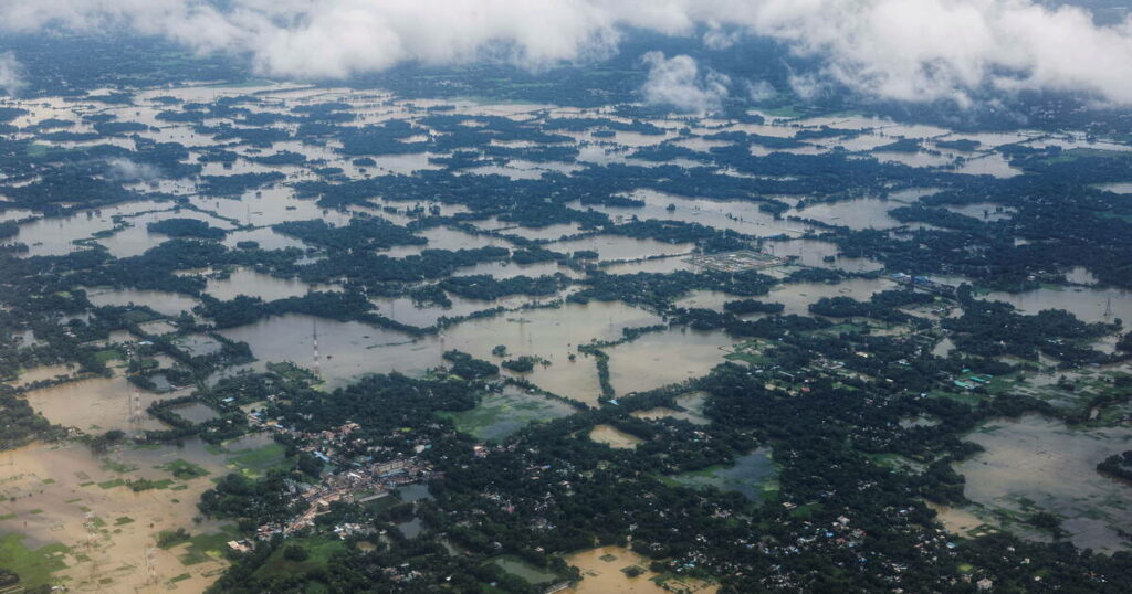 Inondations au Bangladesh : 18 morts et près de 300 000 déplacés