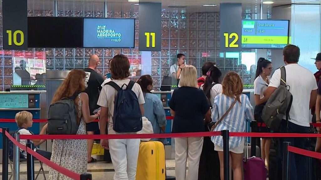 VIDEO. Madère : le cauchemar des touristes bloqués à l’aéroport