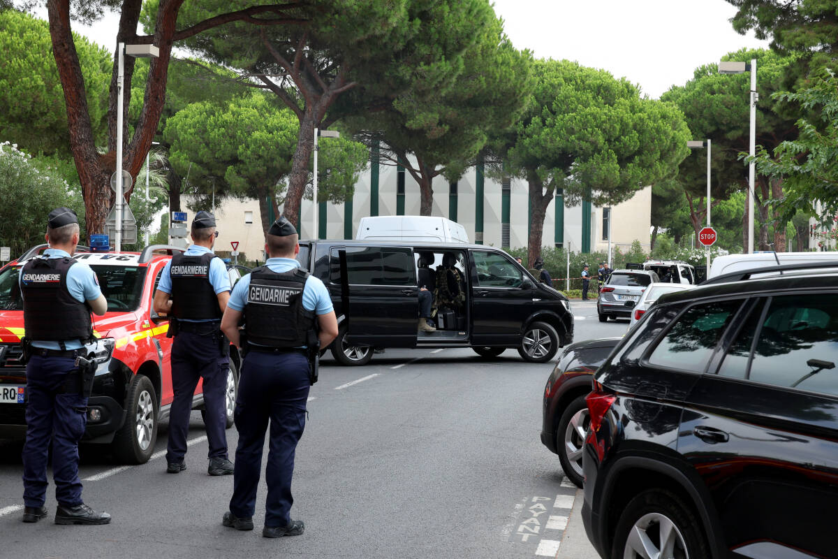 Incendie devant la synagogue de La Grande Motte : ce que l’on sait de l’attaque