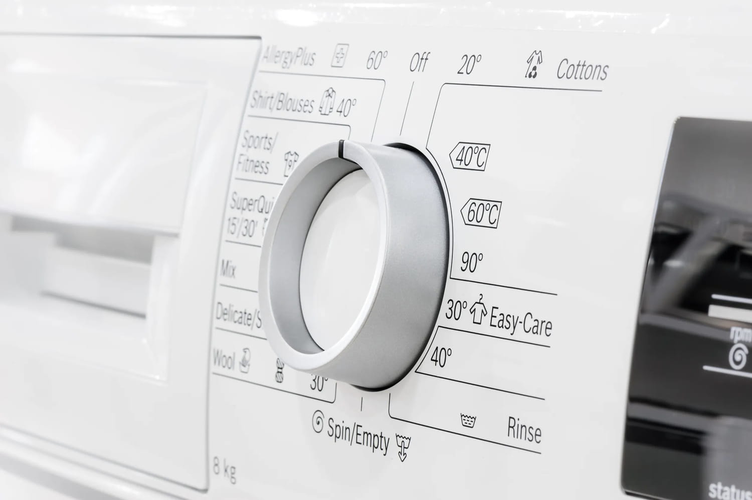 Les gens n'utilisent jamais ce bouton sur le lave-linge, il réduit pourtant le coût d'un lavage de 62 %