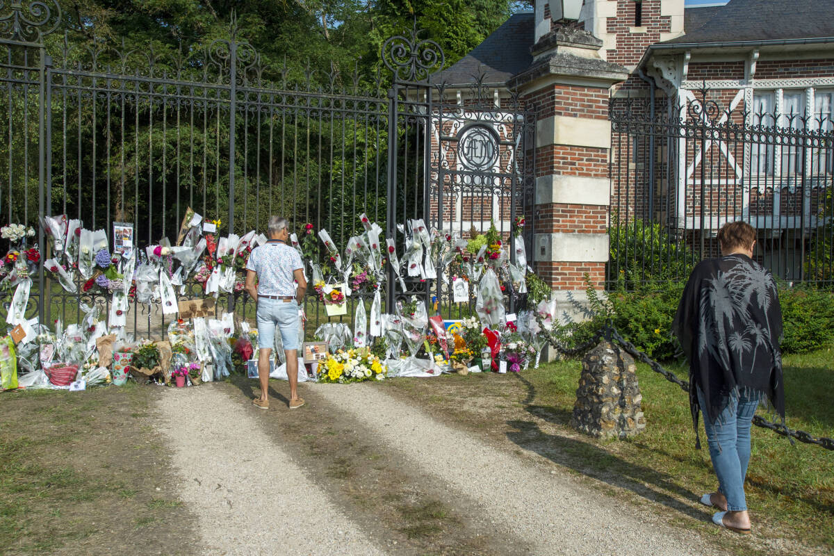 Alain Delon sera enterré dans sa propriété de Douchy ce samedi