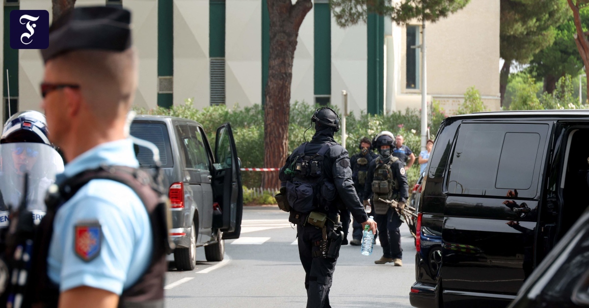 Festnahmen nach Explosion vor französischer Synagoge