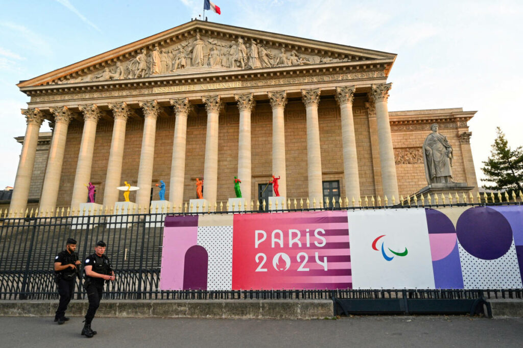 Jeux paralympiques : jusqu’à 25 000 policiers et gendarmes mobilisés pour assurer la sécurité