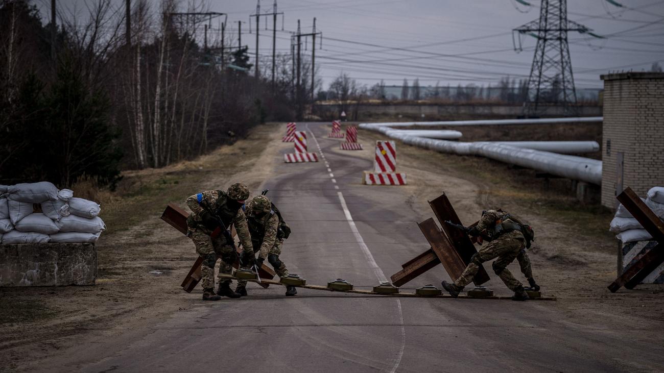 Ukrainekrieg: Ukrainische Regierung meldet Truppenbewegung in Belarus