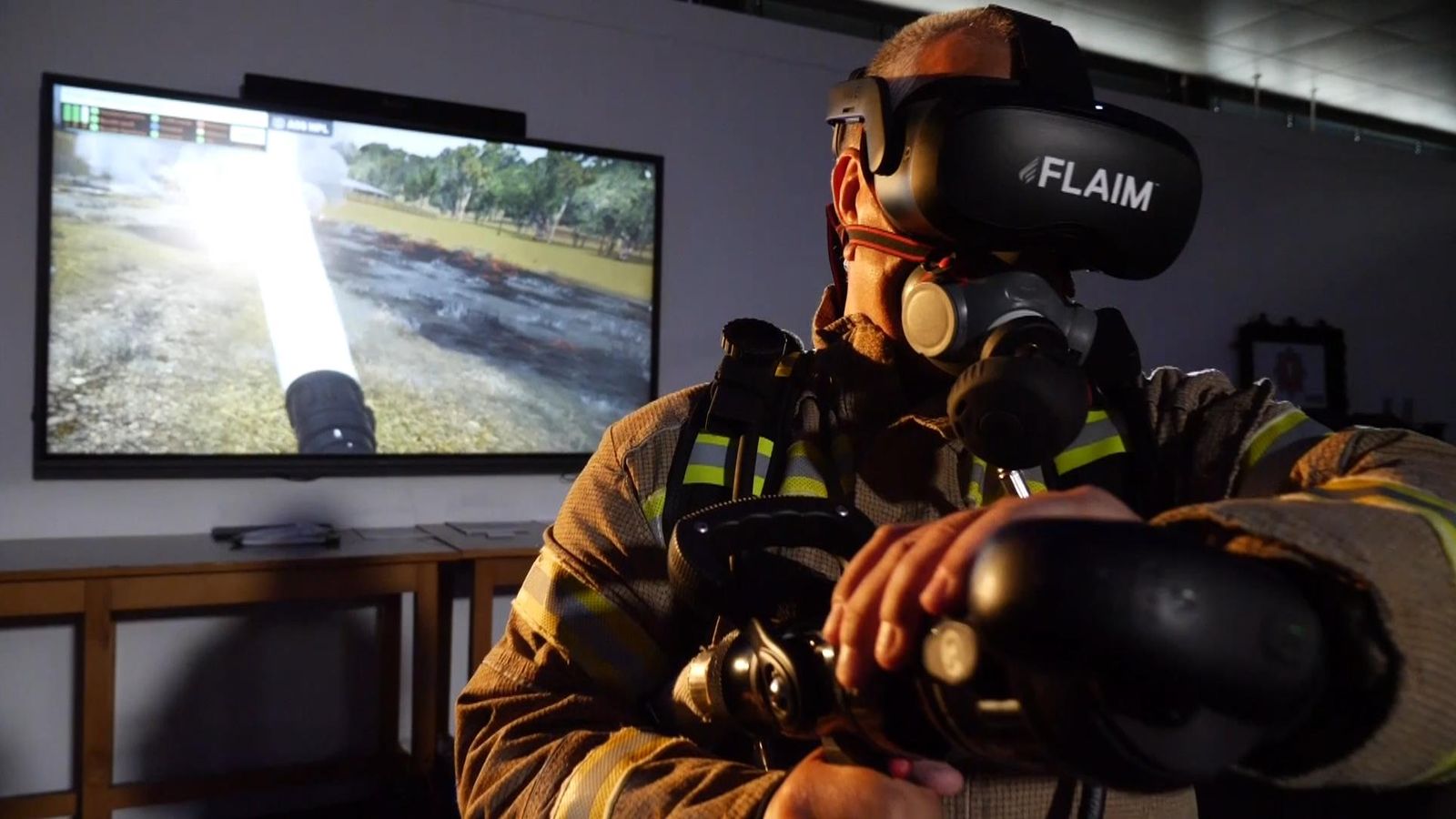 Mick Dewer from the Fire Service College practising with the VR kit.