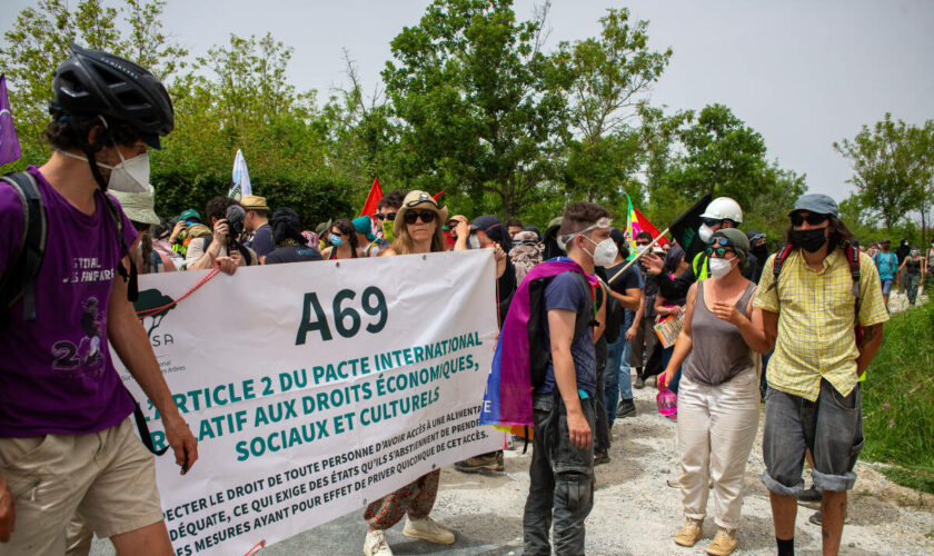 L’enquête sur un incendie visant des militants anti-A69 élargie à des « violences en réunion »