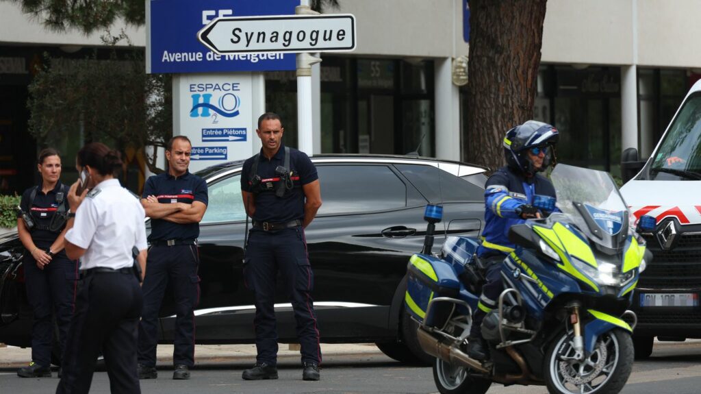 Incendie devant la synagogue de La Grande-Motte : ce que l'on sait du suspect arrêté samedi soir