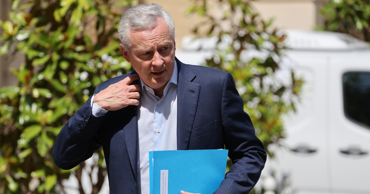 Le ministre de l'Economie et des Finances Bruno Le Maire arrive à l'hôtel Matignon, le 31 juillet 2024 à Paris