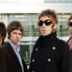 Oasis, le groupe de rock qui a réveillé une Angleterre morose en faisant danser la « working class »