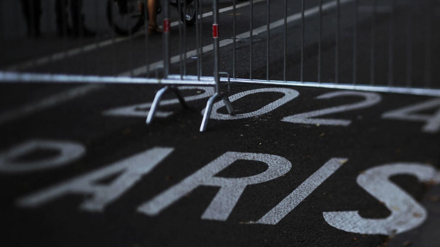 Jeux paralympiques 2024 : mieux vaut éviter de rouler en voiture à Paris mercredi, avertit le ministre des Transports