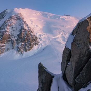 Haute-Savoie : un mort et quatre blessés dans le massif du Mont-Blanc après une chute de sérac, deux Allemands «recherchés»