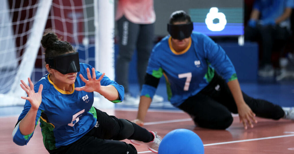 Jeux paralympiques 2024 : les règles du goalball et son ballon à grelots