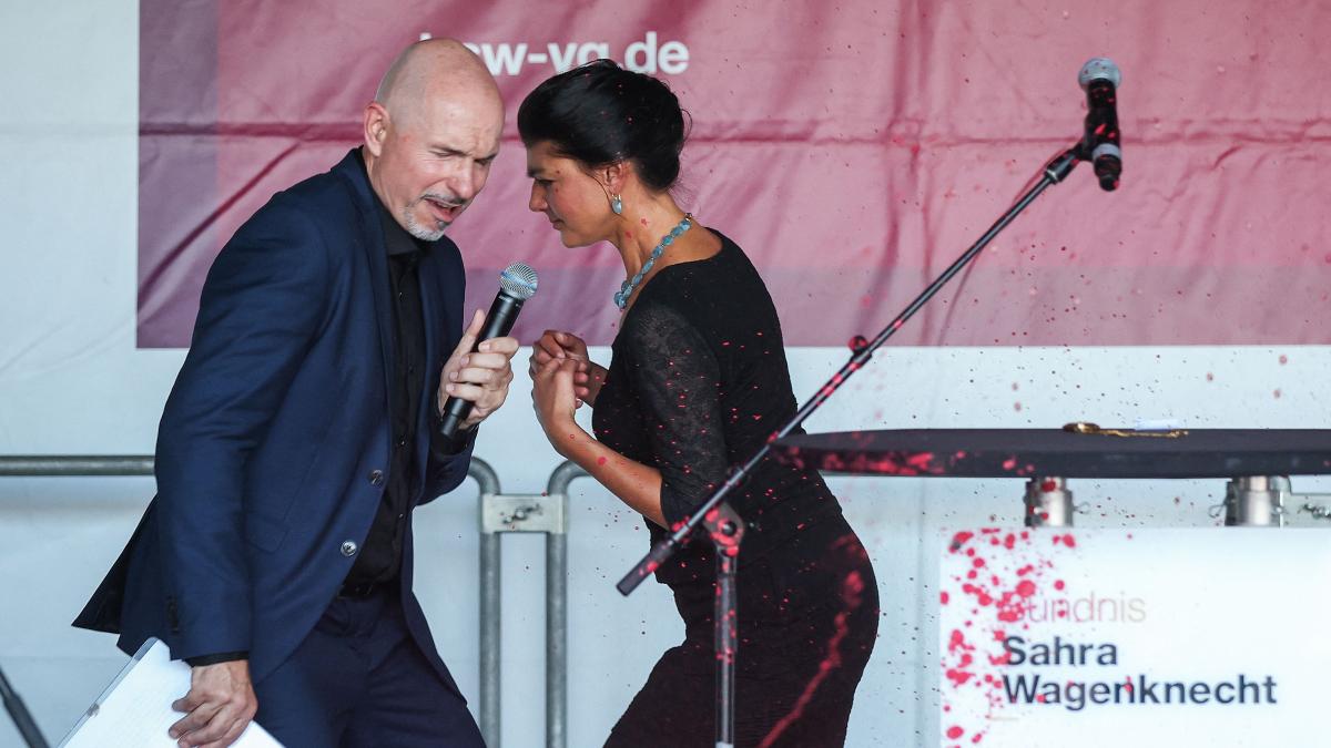 Farbattacke auf Sahra Wagenknecht in Erfurt