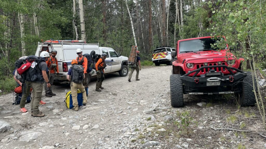 Un randonneur secouru dans le Colorado après avoir été abandonné par ses collègues en montagne