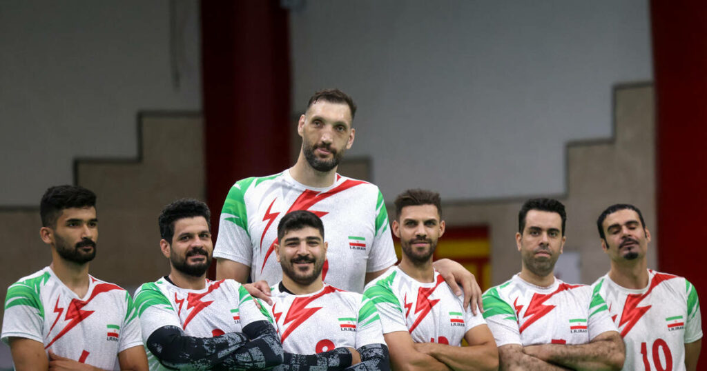 Volley assis aux Jeux paralympiques : pour Morteza Mehrzad, «cette discipline a eu un impact immense sur ma vie»