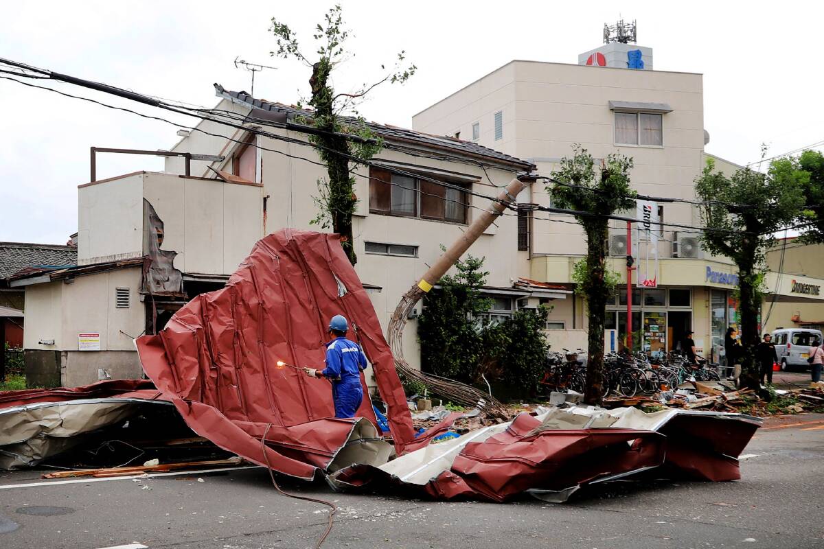 Japon : le typhon Shanshan fait jusqu’à six morts