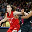 Caitlin Clark breaks countless WNBA records while wearing Kobe shoes vs. Angel Reese's Sky