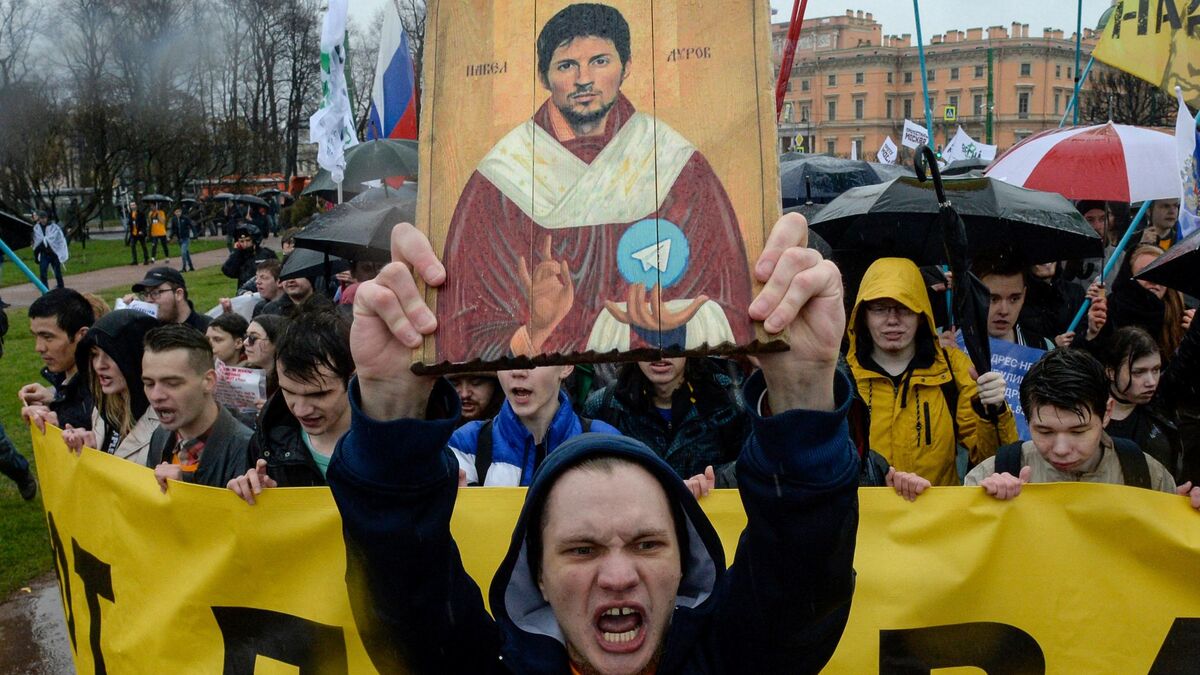 Arrestation de Pavel Durov : vague de cyberattaques et réactions publiques en soutien au patron de Telegram