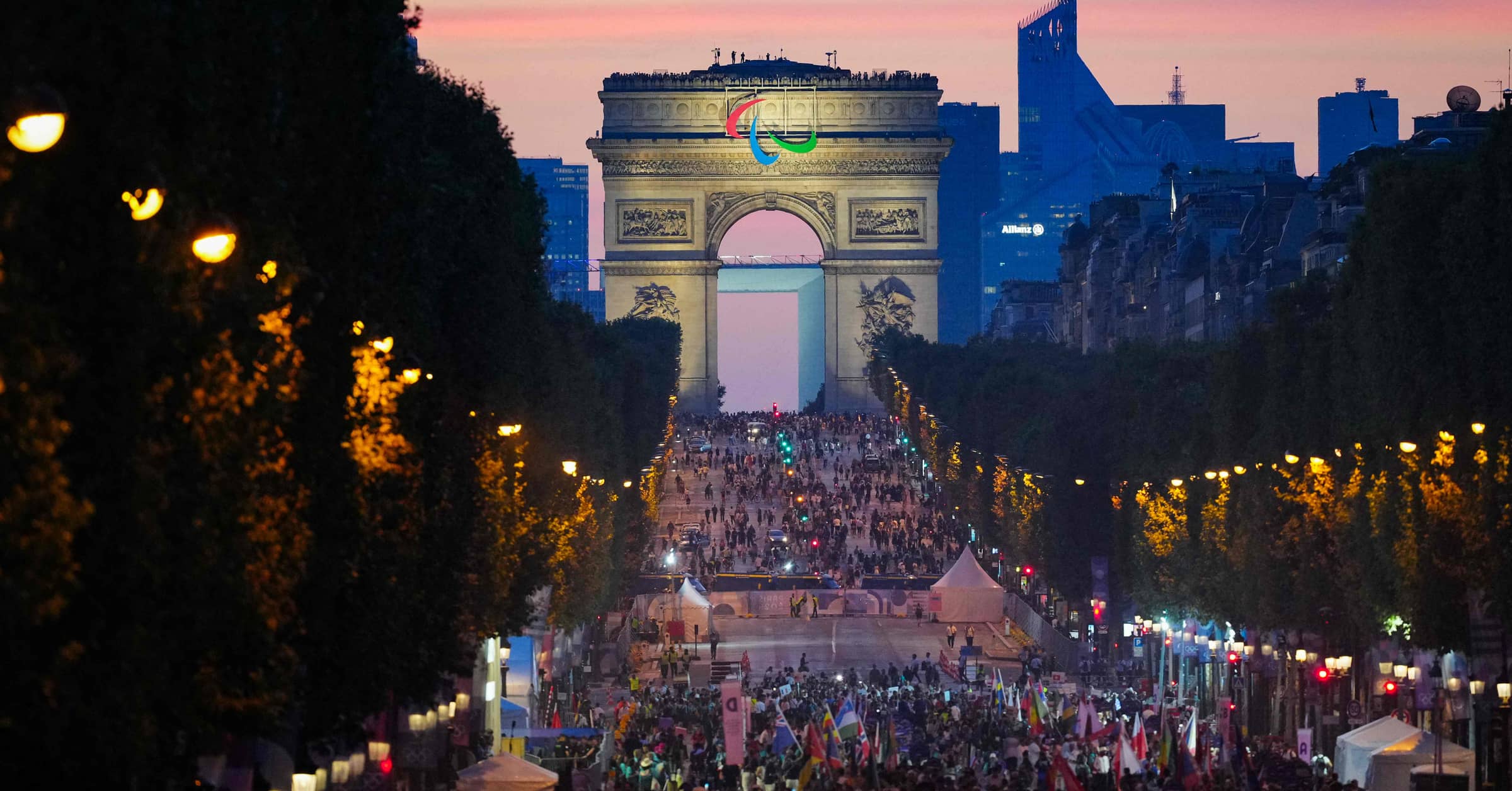 Bilder der Eröffnungsfeier: Paris feiert die Paralympics