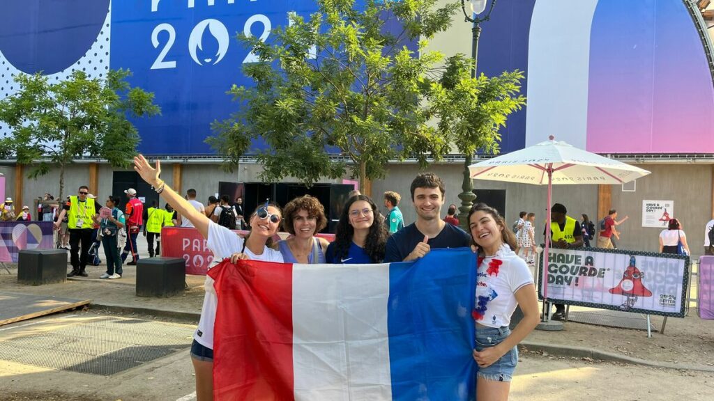 « Ça fait quatre ans qu’on met de l’argent de côté » : cette famille a troqué ses vacances contre les Jeux