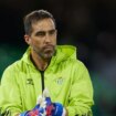 Claudio Bravo anuncia su retirada del fútbol profesional