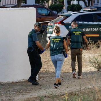 Detenido un hombre tras atrincherarse armado con un cuchillo con sus padres durante más de tres horas en su domicilio de Fregenal de la Sierra, en Badajoz