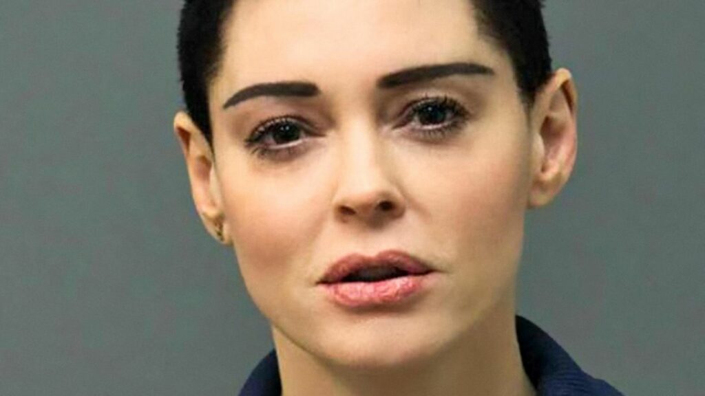 Ein prominenter Fall: Im Portemonnaie der Schauspielerin Rose McGowan wurde Kokain gefunden. Wie kam es dort hinein?