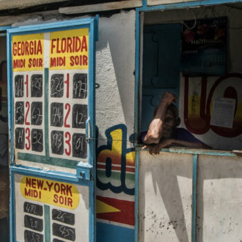 En Haïti, l’économie asphyxiée par la violence des gangs : « C’est à cause de l’insécurité que je m’en vais »