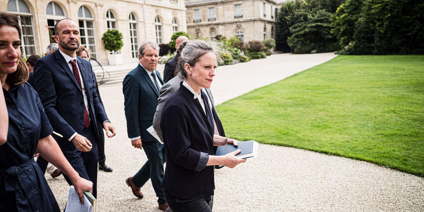 En direct | Nouveau premier ministre : LFI appelle à une « grande mobilisation face au coup de force de Macron » le 7 septembre