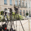 En direct, nouveau premier ministre : un « nouveau cycle de consultations » à l’Elysée, LFI appelle à une manifestation « face au coup de force de Macron » mais pas le PS