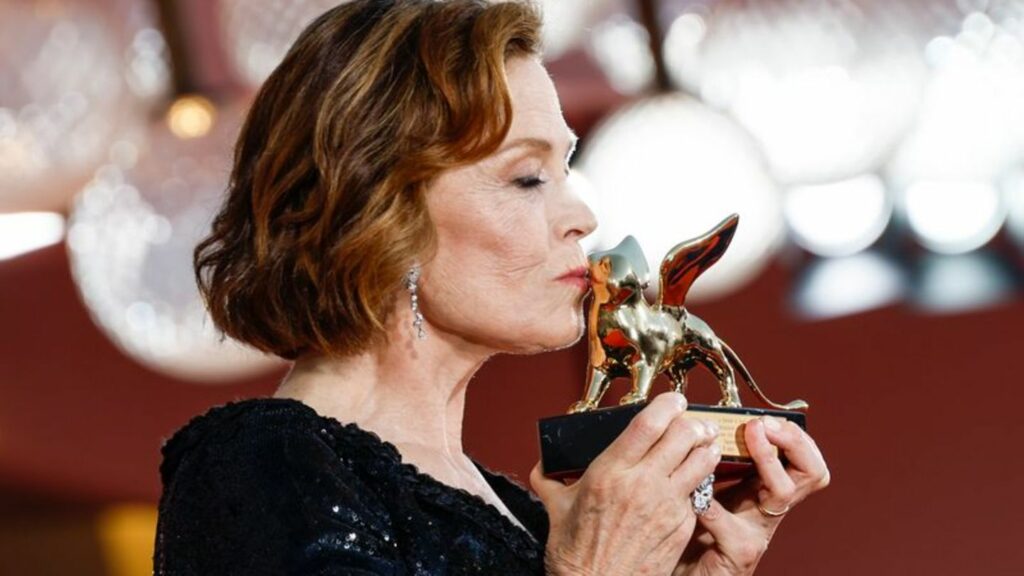 Sigourney Weaver wurde mit der Filmreihe "Alien" bekannt. Foto: Joel C Ryan/Invision/AP/dpa