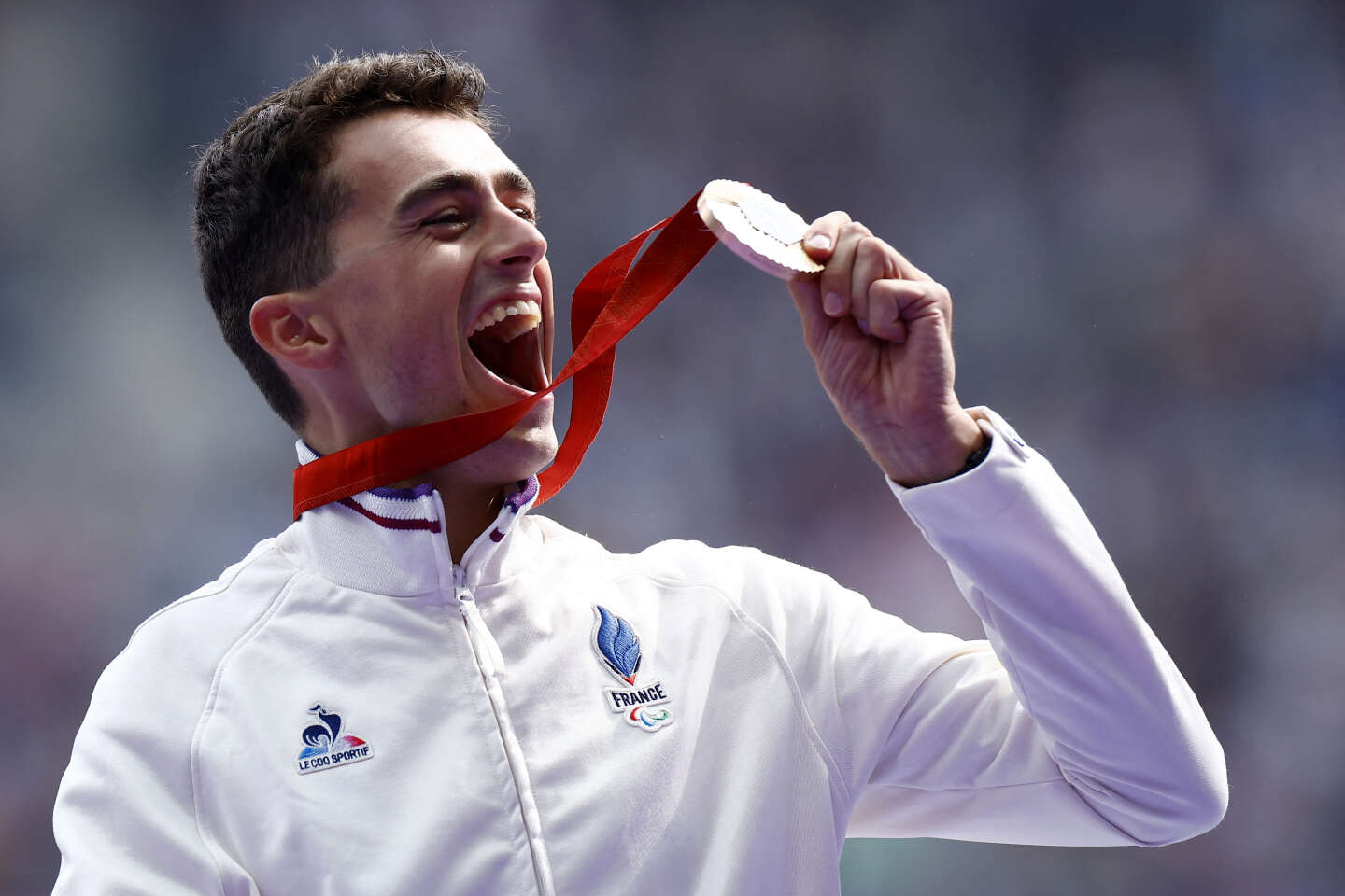 Jeux paralympiques 2024 : Antoine Praud remporte la première médaille française en athlétisme