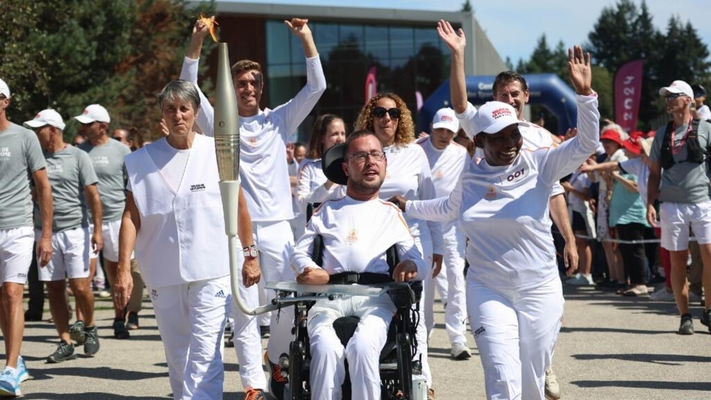 Jeux paralympiques : une flamme pour changer le regard sur les personnes en situation de handicap