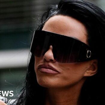 Katie Price at court for questions on bankruptcies