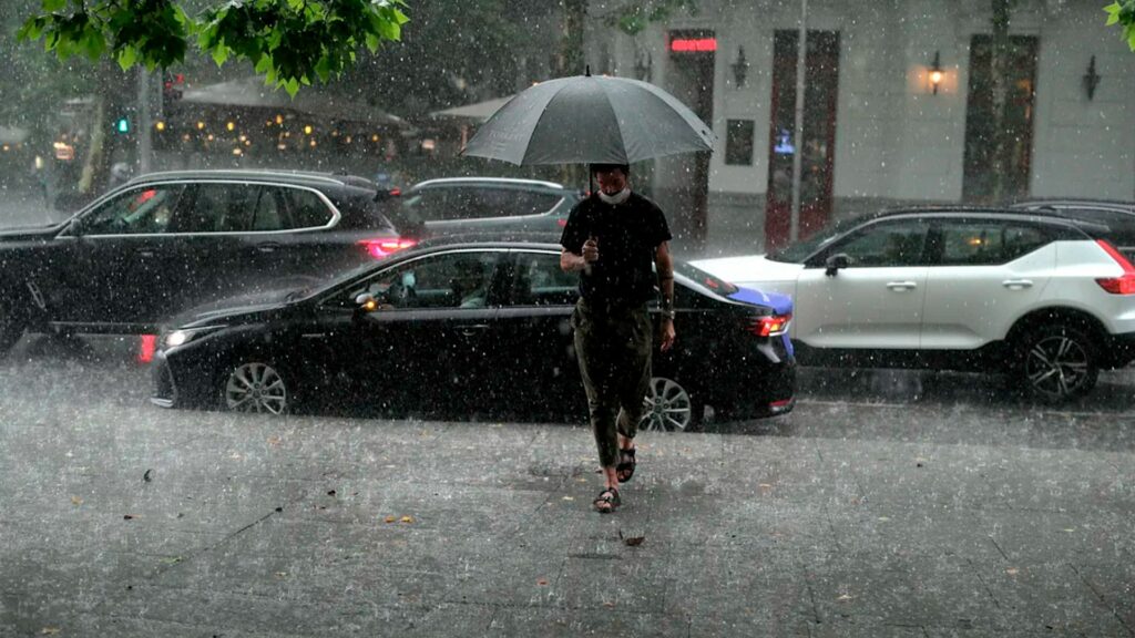 La DANA será reabsorbida el sábado pero las lluvias continuarán el fin de semana