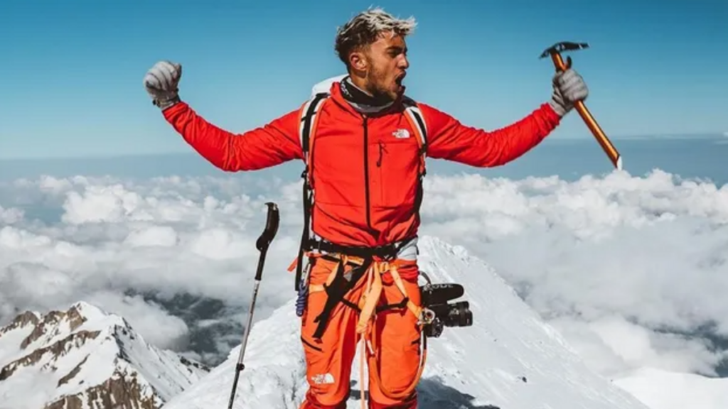 Le Youtubeur Inoxtag annonce son retour après son ascension de l’Everest