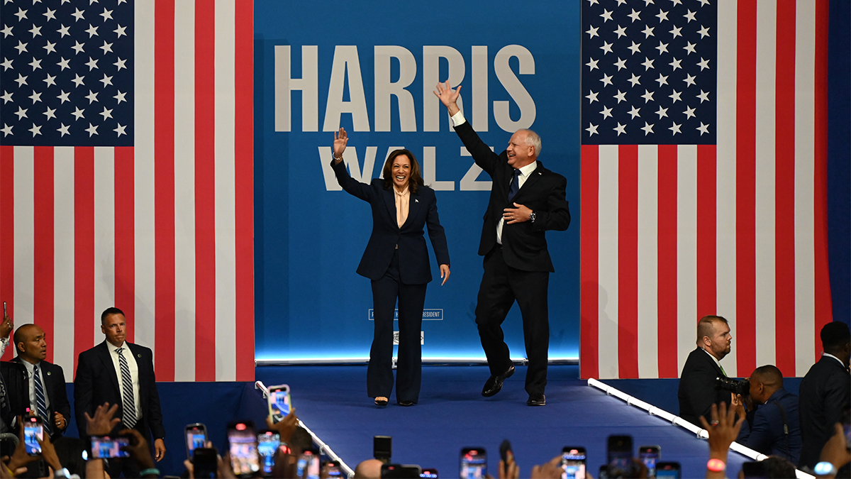 Le logo de Kamala Harris et Tim Walz est-il trop banal?