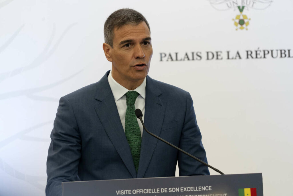 Le premier ministre espagnol, Pedro Sanchez, boucle une tournée ouest-africaine pour tenter de lutter contre l’immigration clandestine