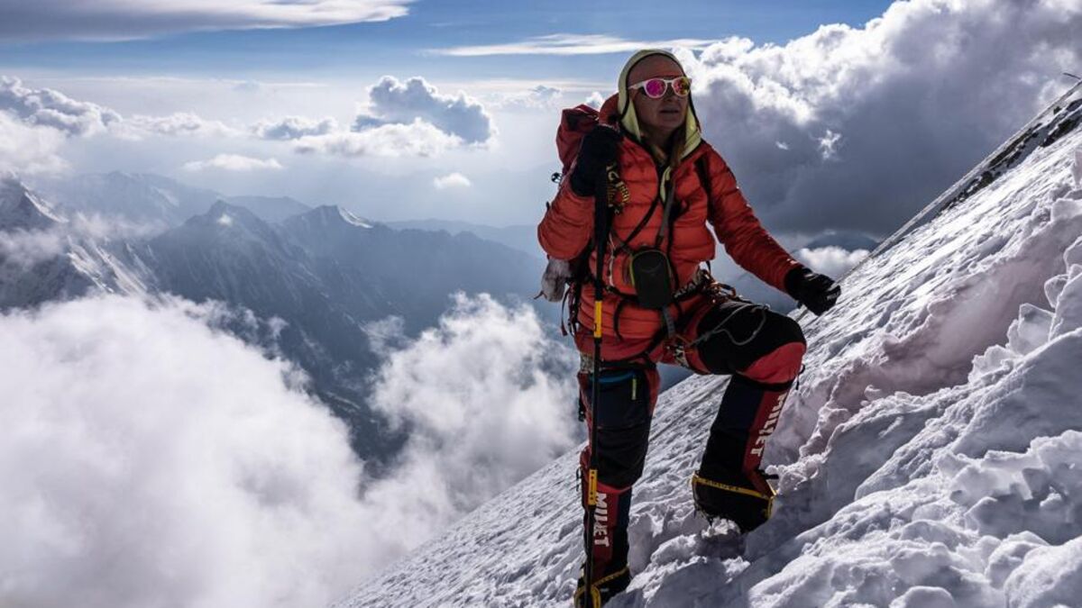 Les aventuriers de l’extrême : l’alpiniste Sophie Lavaud, la reine des quatorze toits du monde