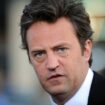 Matthew Perry : cinq personnes poursuivies en lien avec la mort de la star de « Friends »