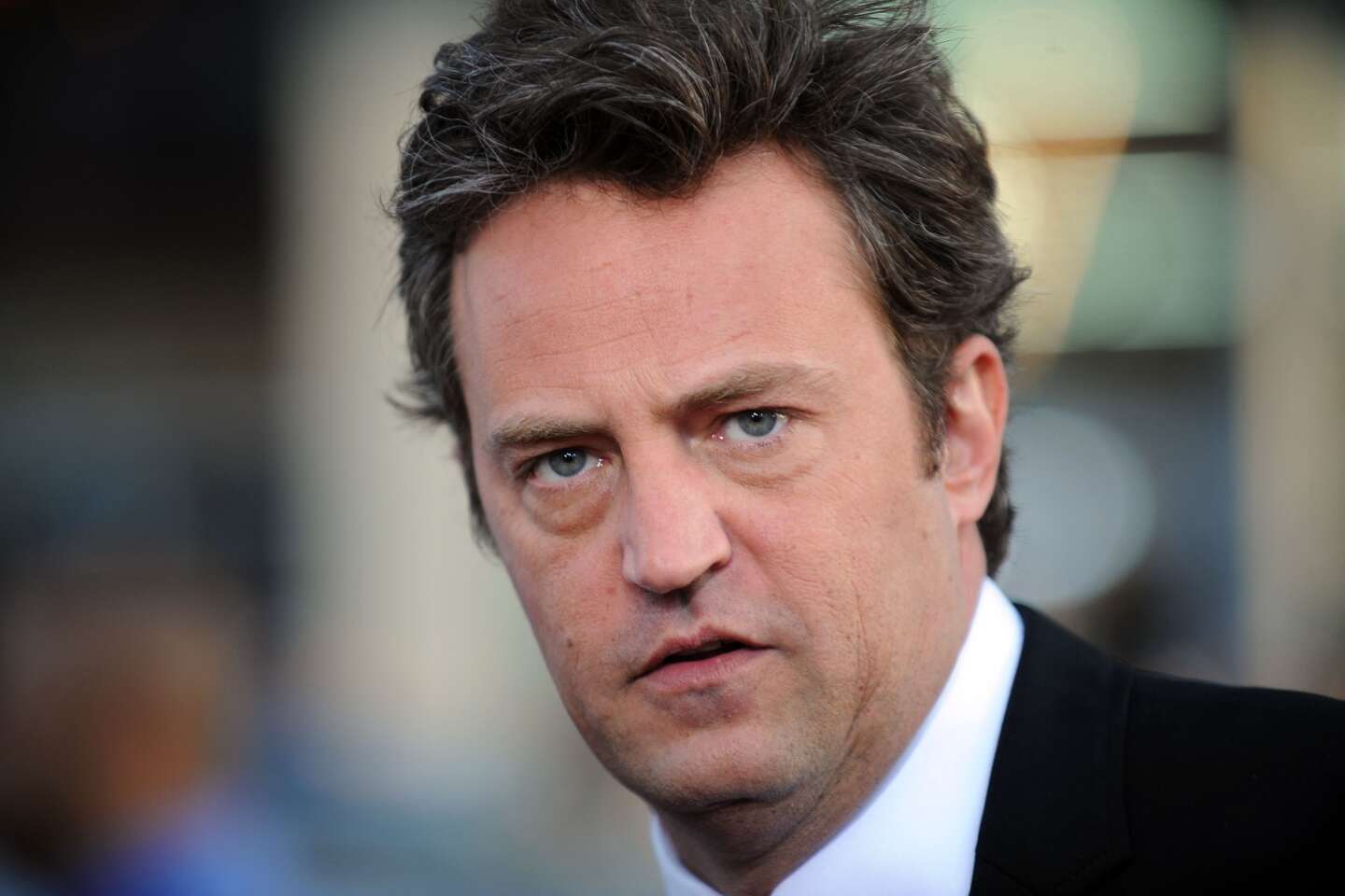 Matthew Perry : cinq personnes poursuivies en lien avec la mort de la star de « Friends »