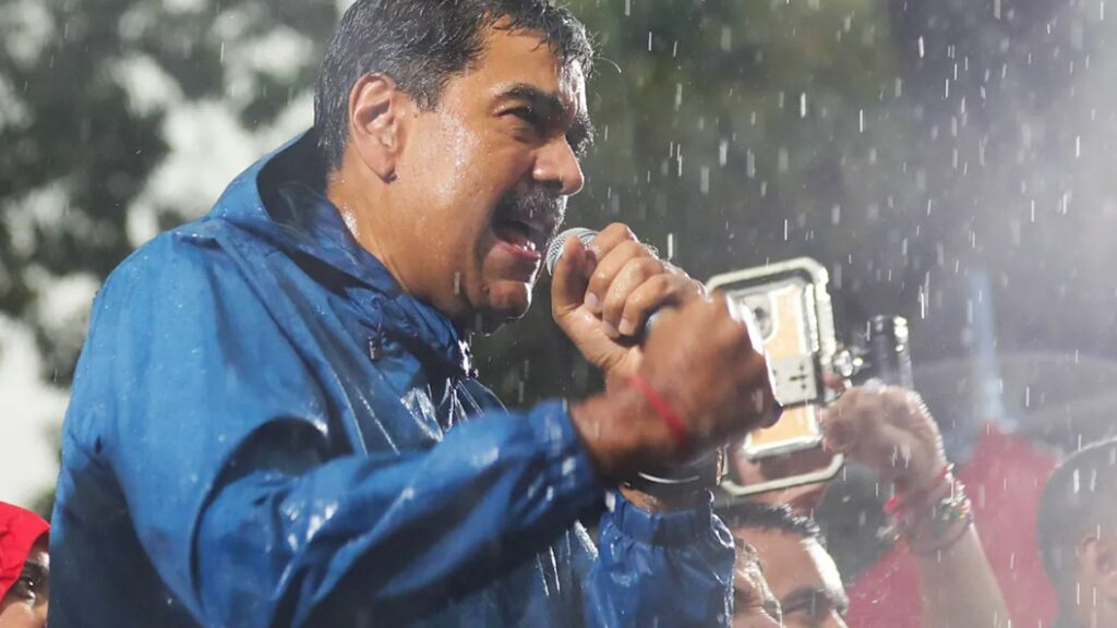 Nicolás Maduro rompe relaciones con WhatsApp: "¡Vete pal' carajo!"