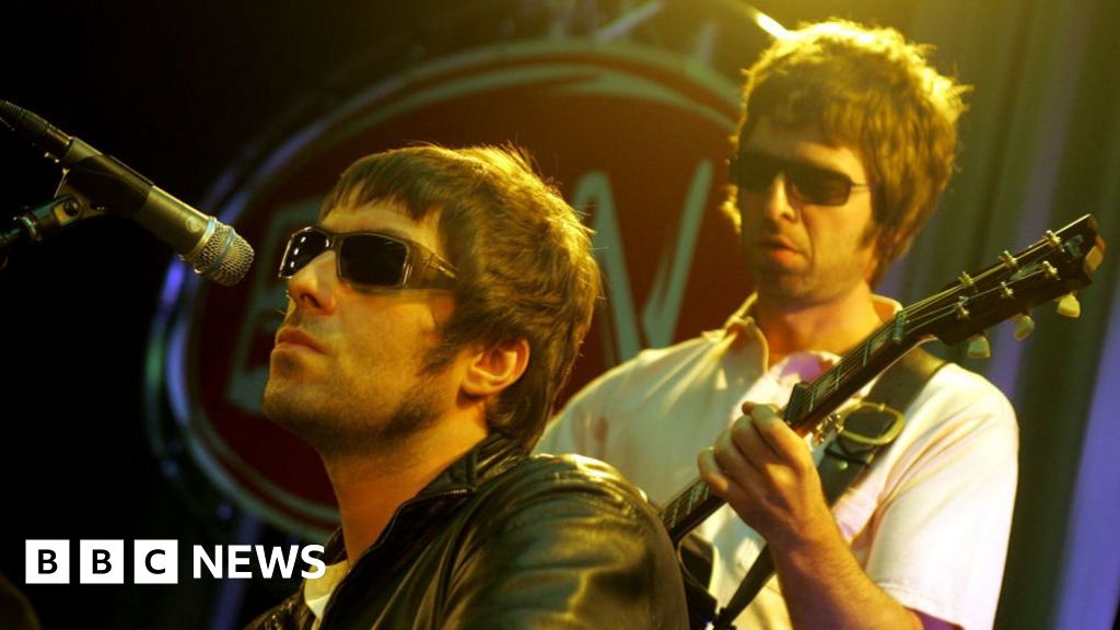 Oasis fans scramble for tickets as band warns against reselling