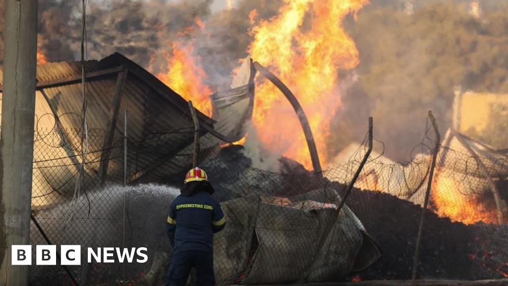 One dead as wildfires rage across Athens suburbs